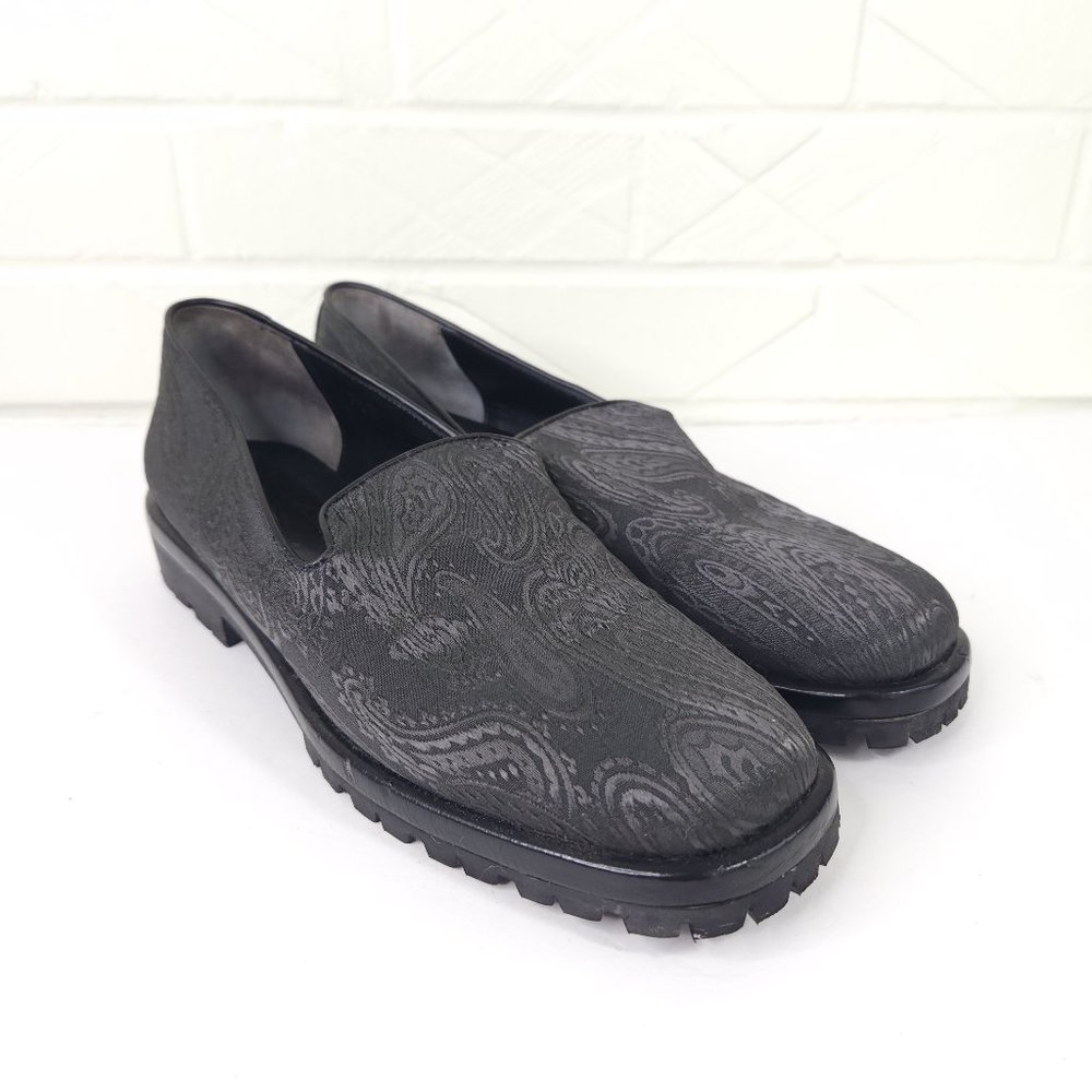 Vintage Donald J Pliner Grey Paisley Tapestry Slip On Loafer Square Toe Lug Sole